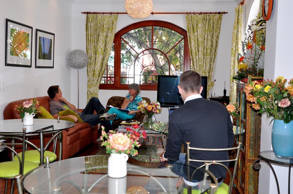 Boutique Hotel Casa Foch Quito Exterior photo