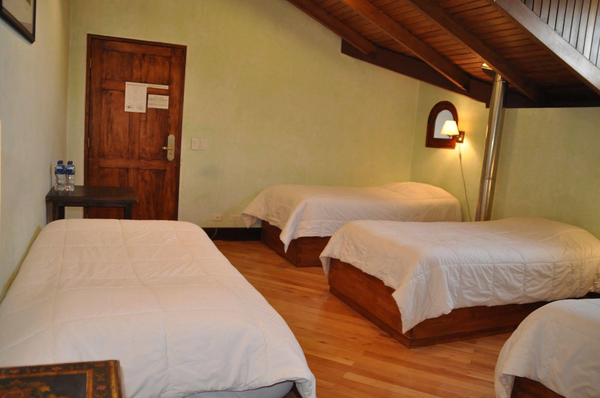 Boutique Hotel Casa Foch Quito Exterior photo